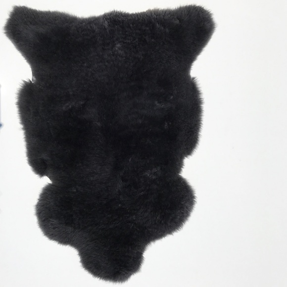 New Patagonian Sheepskin 2’ x 3’ Ft Graphite Gray - Picture 3 of 5